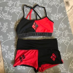 HOT TOPIC HARLEY QUINN PJ SET